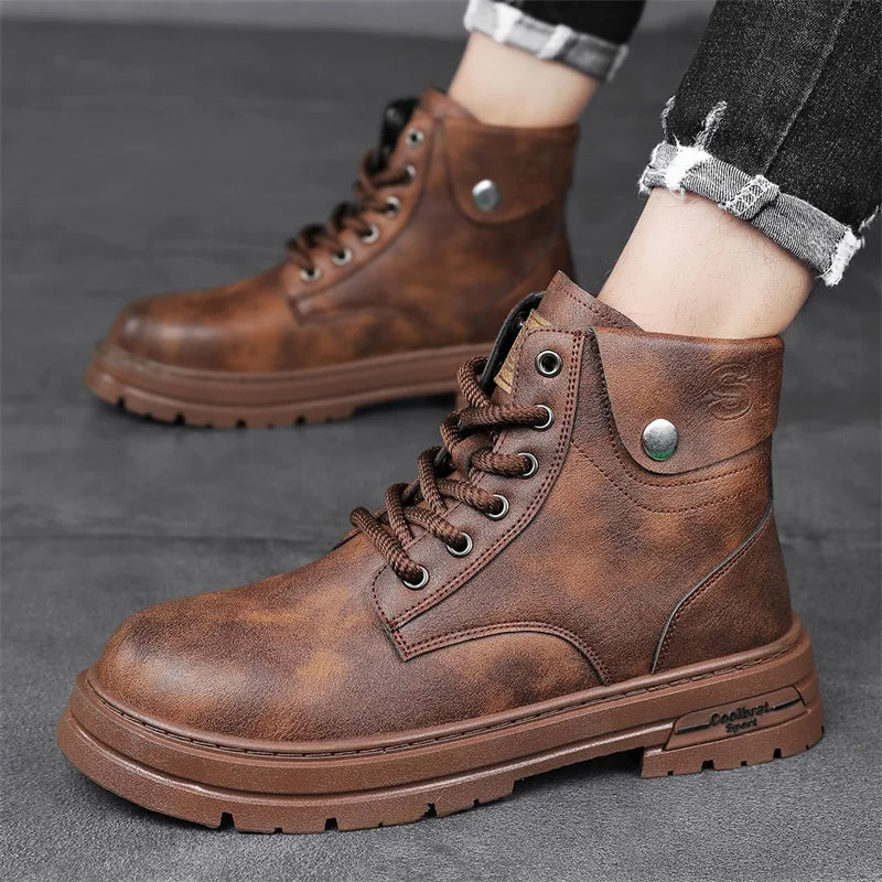 Bota Masculina de Inverno em Couro Legítimo - Woody.