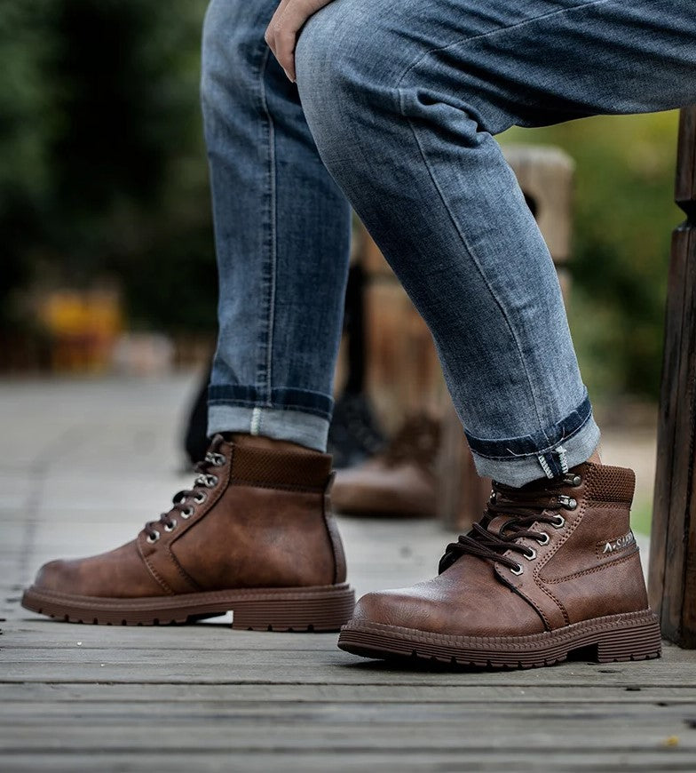 Bota Masculina de Inverno em Couro Legítimo - Smash