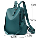 Mochila Feminina de Couro Legítimo - Charm