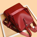Mochila Feminina de Couro Legítimo - Charm
