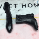 Bota Feminina de  Couro Legítimo de Cano Médio - Estilo Glacial