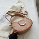 Bolsa De Couro Legítimo Feminina Com Design Semicircular - Aura Feminina