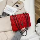 Bolsa Feminina de Couro Legítimo Crossbody com Corrente - Glamour