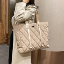 Bolsa Feminina Grande e Confortável - Elegance Glamora