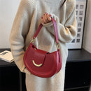 Bolsa De Couro Legítimo Feminina Com Design Semicircular - Aura Feminina