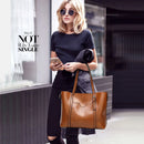 Bolsa Feminina de Ombro em Couro Legítimo - Mulher Elegante
