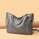 Bolsa Feminina em Couro Legítimo Espaçosa - Couro Couture