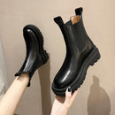 Bota Feminina Chelsea Coturno Tratorada de Couro Legítimo - Moon